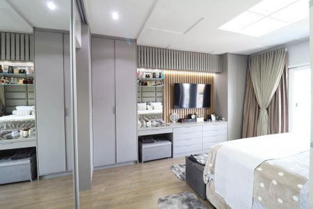 Casa à venda com 349m², 4 quartos e 4 vagas Casa à venda com 349m², 4 quartos e 4 vagasSuíte 3