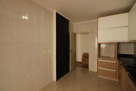 Apartamento à venda com 73m², 2 quartos e 1 vagaCozinha 