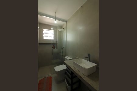 Apartamento à venda com 73m², 2 quartos e 1 vagaBanheiro Social