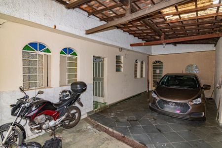 Casa à venda com 600m², 3 quartos e 4 vagasGaragem
