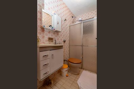 Casa à venda com 600m², 3 quartos e 4 vagasBanheiro Social