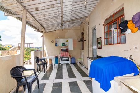 Casa à venda com 600m², 3 quartos e 4 vagasVaranda