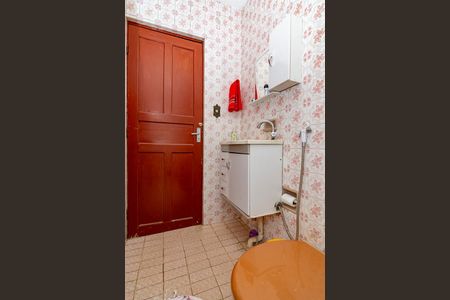 Casa à venda com 600m², 3 quartos e 4 vagasBanheiro Social