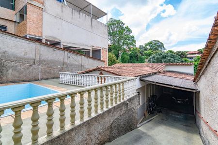 Casa à venda com 600m², 3 quartos e 4 vagasPiscina