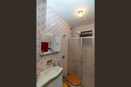 Casa à venda com 600m², 3 quartos e 4 vagasBanheiro Social