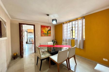 Casa à venda com 238m², 3 quartos e 2 vagasSala de Jantar