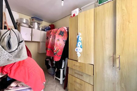 Casa à venda com 238m², 3 quartos e 2 vagasQuarto de Serviço