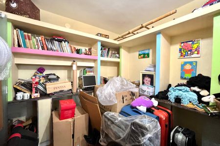 Casa à venda com 238m², 3 quartos e 2 vagasSalão 