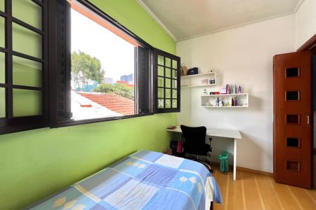 Casa à venda com 238m², 3 quartos e 2 vagasQuarto 2