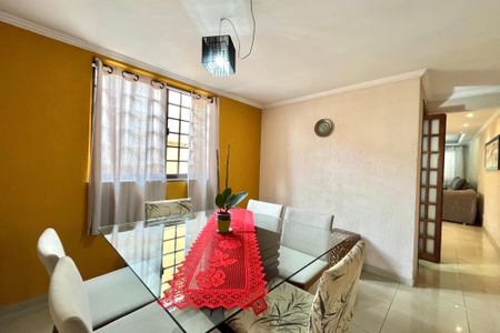 Casa à venda com 238m², 3 quartos e 2 vagasSala de Jantar