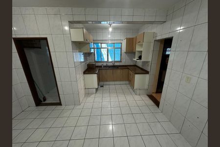 Cozinha de casa de condomínio à venda com 3 quartos, 200m² em Tanque, Rio de Janeiro
