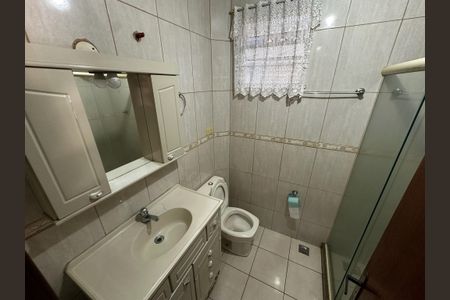 Casa de condomínio à venda com 200m², 3 quartos e 2 vagasBanheiro