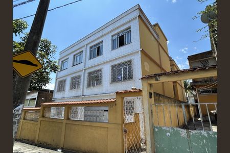 Apartamento para alugar com 75m², 2 quartos e sem vagaFachada + plaquinha