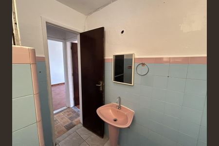 Apartamento para alugar com 75m², 2 quartos e sem vagaBanheiro