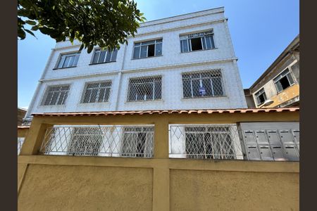 Apartamento para alugar com 75m², 2 quartos e sem vagaFachada + plaquinha