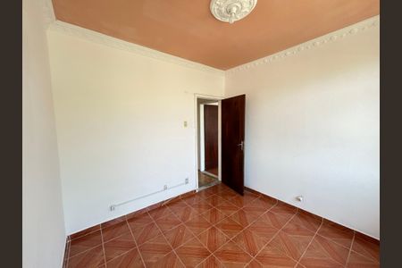 Quarto 1 de apartamento para alugar com 2 quartos, 75m² em Osvaldo Cruz, Rio de Janeiro