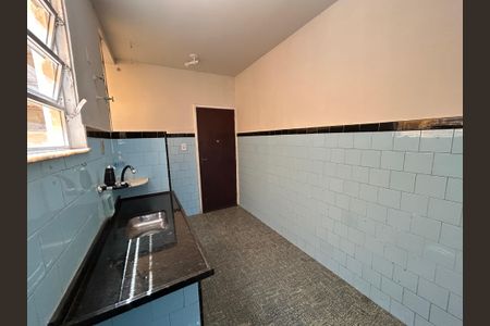 Apartamento para alugar com 75m², 2 quartos e sem vagaCozinha