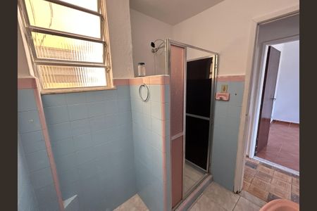 Apartamento para alugar com 75m², 2 quartos e sem vagaBanheiro