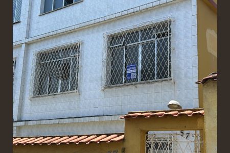 Apartamento para alugar com 75m², 2 quartos e sem vagaFachada + plaquinha