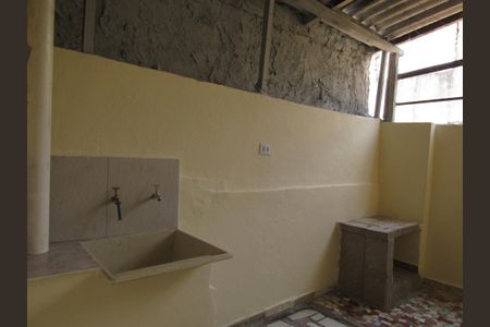 Casa para alugar com 150m², 2 quartos e sem vagaÁrea de Serviço