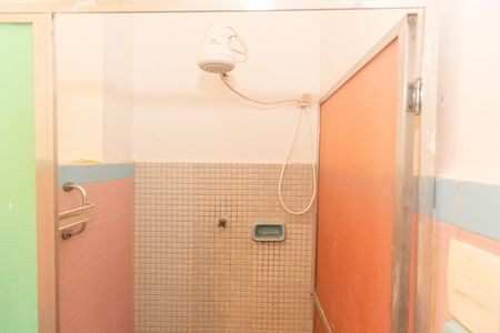 Apartamento para alugar com 75m², 2 quartos e sem vagaBanheiro