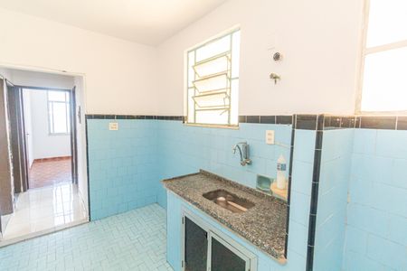 Apartamento para alugar com 75m², 2 quartos e sem vagaCozinha e Área de Serviço