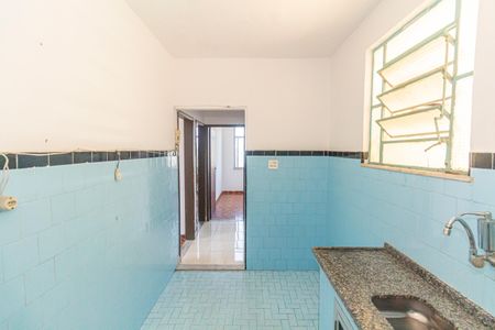 Apartamento para alugar com 75m², 2 quartos e sem vagaCozinha e Área de Serviço