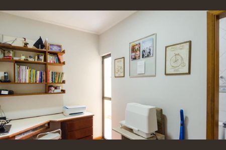 Casa à venda com 4 quartos, 247m² em Jardim do Mar, São Bernardo do Campo