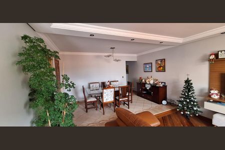 Casa à venda com 4 quartos, 247m² em Jardim do Mar, São Bernardo do Campo