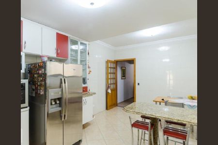 Casa à venda com 4 quartos, 247m² em Jardim do Mar, São Bernardo do Campo