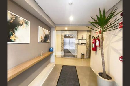 Apartamento para alugar com 32m², 2 quartos e sem vagaHall social