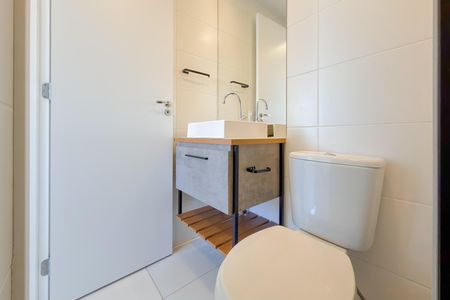 Apartamento para alugar com 32m², 2 quartos e sem vagaBanheiro