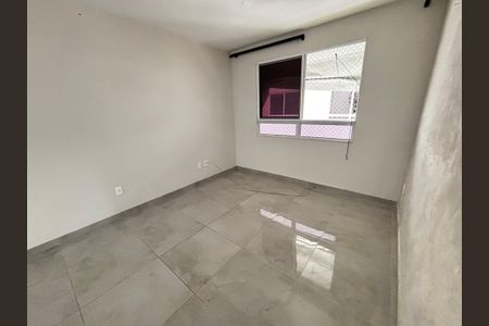Sala de apartamento para alugar com 2 quartos, 43m² em Vargem Pequena, Rio de Janeiro