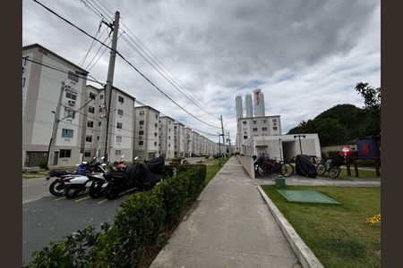 Apartamento para alugar com 43m², 2 quartos e 1 vaga Apartamento para alugar com 43m², 2 quartos e 1 vagaFachada