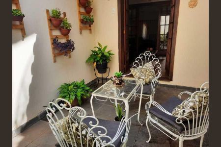 Casa de condomínio à venda com 360m², 4 quartos e 2 vagas