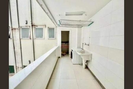 Apartamento à venda com 219m², 3 quartos e 4 vagas