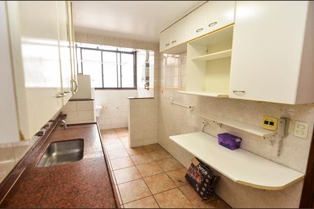 Apartamento à venda com 109m², 3 quartos e 2 vagas Apartamento à venda com 109m², 3 quartos e 2 vagasCozinha