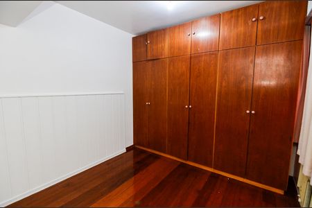 Apartamento à venda com 109m², 3 quartos e 2 vagas Apartamento à venda com 109m², 3 quartos e 2 vagasSuíte 1