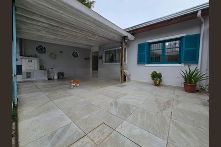Casa à venda com 134m², 3 quartos e 4 vagas