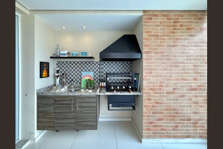 Apartamento à venda com 115m², 3 quartos e 2 vagasVaranda