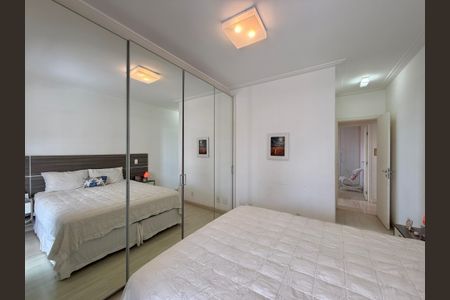 Apartamento à venda com 115m², 3 quartos e 2 vagasSuíte