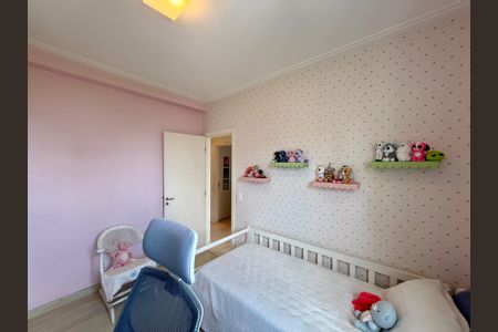 Apartamento à venda com 115m², 3 quartos e 2 vagasQuarto 3