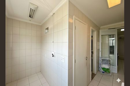 Apartamento à venda com 115m², 3 quartos e 2 vagasÁrea de Serviço