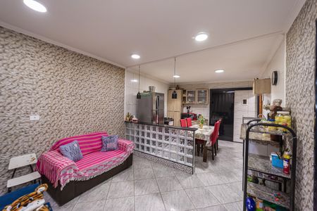 Sala de casa para alugar com 4 quartos, 126m² em Jardim Santo Antonio, São Paulo