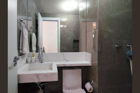 Apartamento à venda com 80m², 3 quartos e 1 vagaBanheiro Corredor