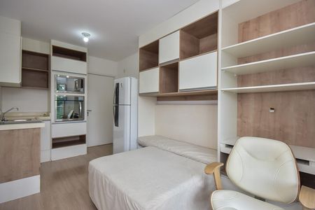 Sala de apartamento para alugar com 1 quarto, 35m² em Real Parque, São Paulo