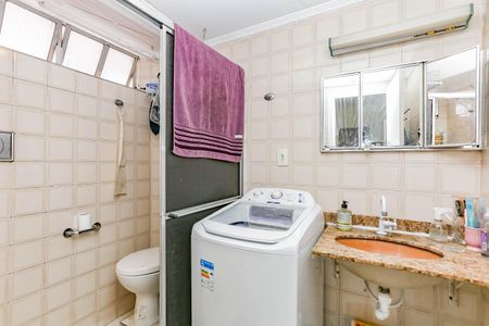 Banheiro de apartamento à venda com 2 quartos, 54m² em Liberdade, São Paulo