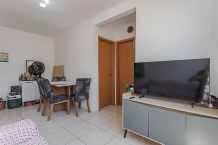 Sala de apartamento para alugar com 2 quartos, 44m² em Parque Santa Fé, Porto Alegre