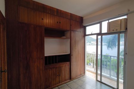 Apartamento para alugar com 100m², 3 quartos e 2 vagasQuarto 3