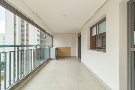 Apartamento para alugar com 75m², 2 quartos e 1 vaga Apartamento para alugar com 75m², 2 quartos e 1 vagaVaranda